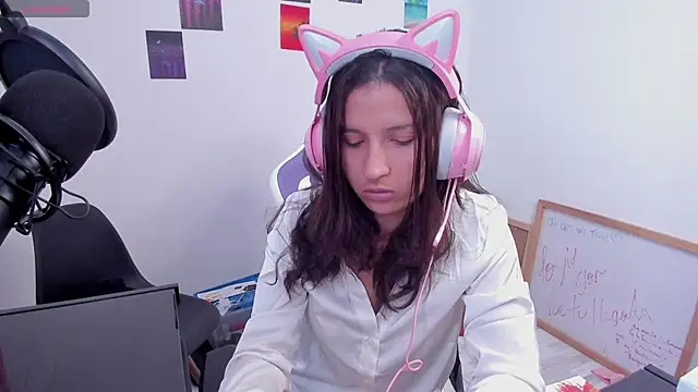 Snapshot of Cositarica_ chatting on 02/01/26, 02:04 Cositarica online show from 02/01/26, 02:04