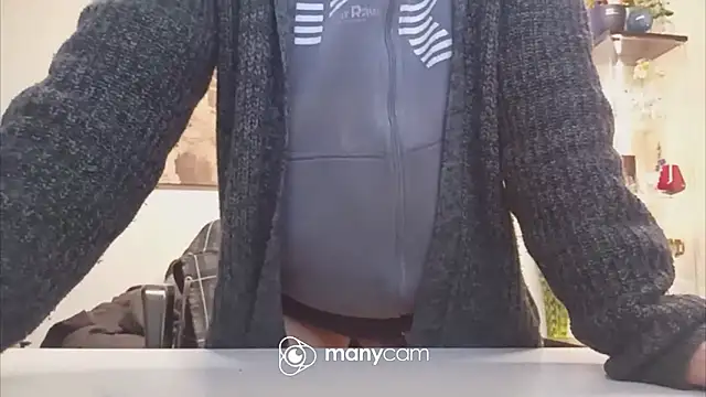 Snapshot of der_dino30 chatting on 02/01/26, 04:44 der dino30 online show from 02/01/26, 04:44