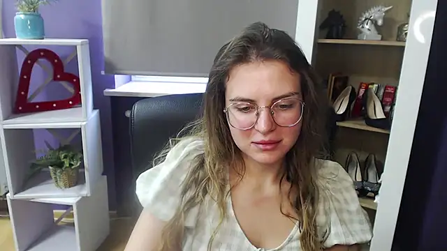 Zoey Erotic online show from 02/18/25, 08:38