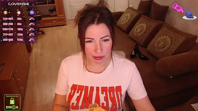 LauraClarck online show from 02/10/25, 05:47