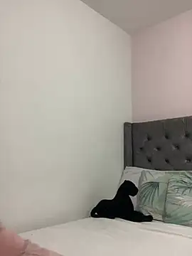 Kataliina online show from 02/25/25, 02:03