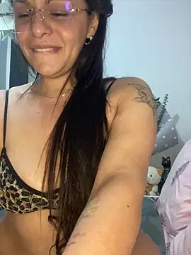 Kataliina online show from 03/18/25, 05:52