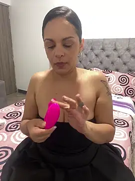 Kataliina online show from 05/12/26, 03:31
