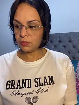 Kataliina online show from 05/26/26, 02:18