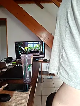 Elnonoykeila77 online show from 03/12/25, 11:22