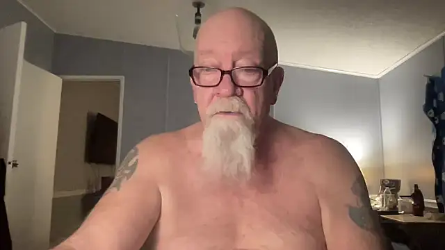 kcbace61760 online show from 02/10/26, 03:32