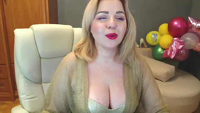 Snapshot of Cute_sun chatting on 02/12/25, 06:29 Cute sun online show from 02/12/25, 06:29