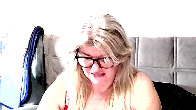 Diana 49 online show from 03/03/26, 08:04