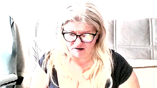 Diana 49 online show from 04/22/26, 07:37