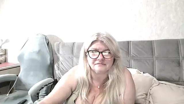 Diana 49 online show from 05/05/26, 07:33