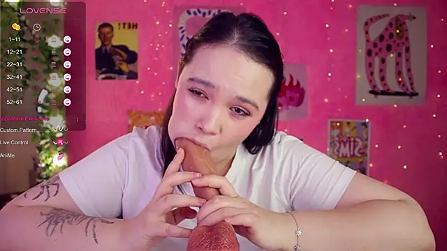 Chery Lady22 online show from 11/05/25, 06:02