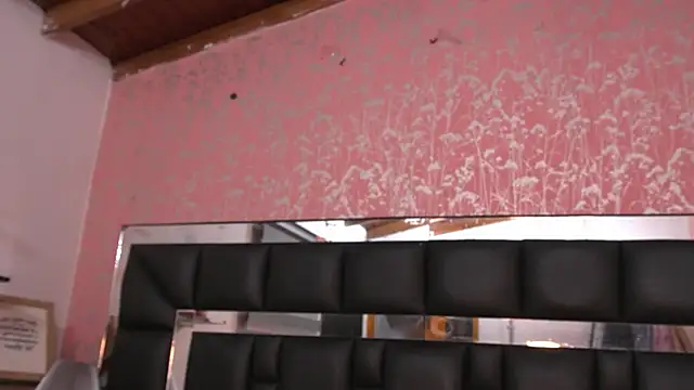 agatha collins  online show from 02/20/25, 07:19