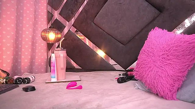 violeta aroca online show from 02/28/25, 09:25