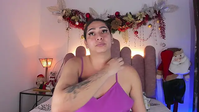 Snapshot of ISABELLASSMITH chatting on 12/19/24, 09:38 ISABELLASSMITH online show from 12/19/24, 09:38