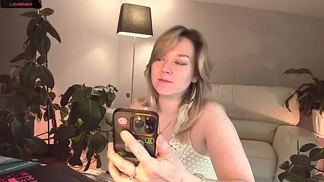 5 in one online show from 06/29/26, 04:08