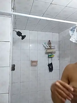 LaInsaciableIntensa online show from 09/17/25, 10:33