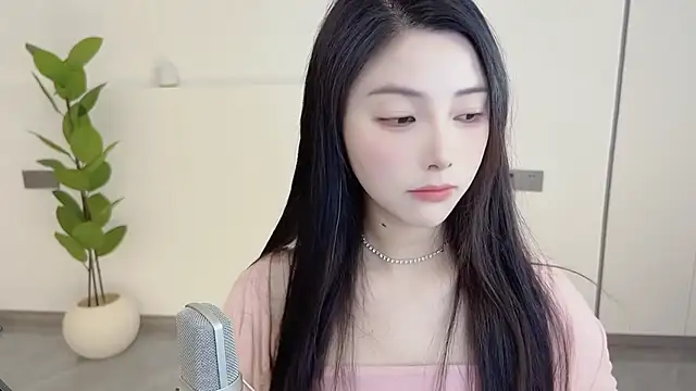 HaagenDazs  online show from 03/20/25, 01:02