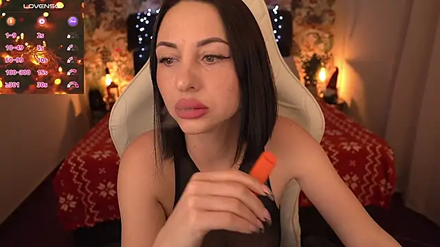 KristiiMax online show from 12/24/24, 06:28