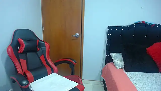 Ursulawhite69 online show from 02/14/26, 12:18