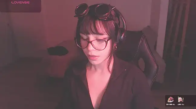 Snapshot of modjo_ chatting on 12/20/24, 04:31 modjo online show from 12/20/24, 04:31