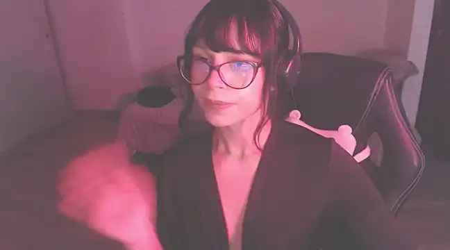 Snapshot of modjo_ chatting on 02/21/25, 09:11 modjo online show from 02/21/25, 09:11