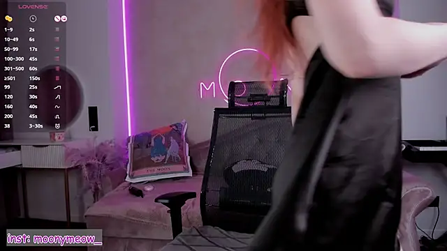 Snapshot of lika_lil chatting on 03/14/25, 02:42 lika lil online show from 03/14/25, 02:42