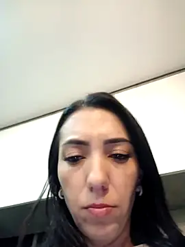 LunaZambrano online show from 02/25/25, 04:03