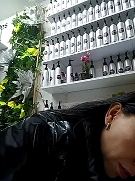 LunaZambrano online show from 03/11/25, 11:48