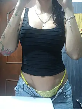 LunaZambrano online show from 07/02/26, 03:23
