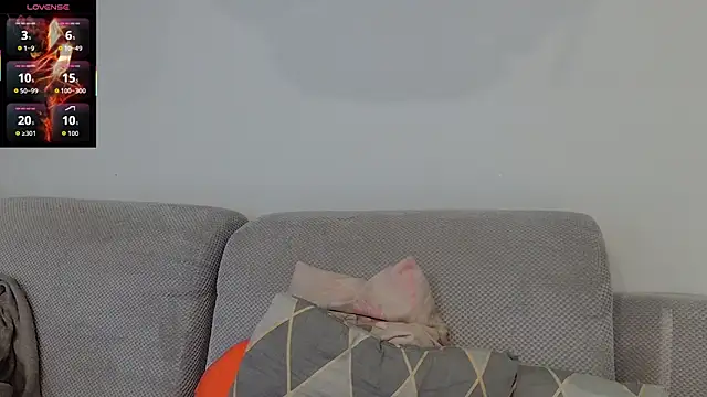 Julvka online show from 09/12/25, 04:29