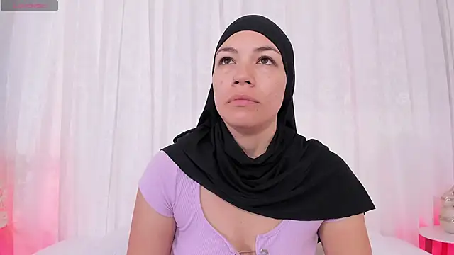 aisha vs online show from 05/07/26, 12:43