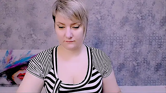 Djullia online show from 02/17/25, 06:09