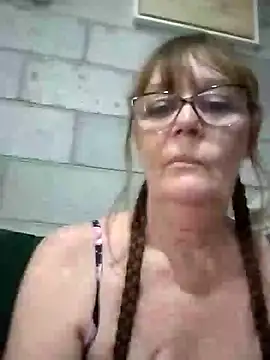 bellaau online show from 01/18/25, 12:13