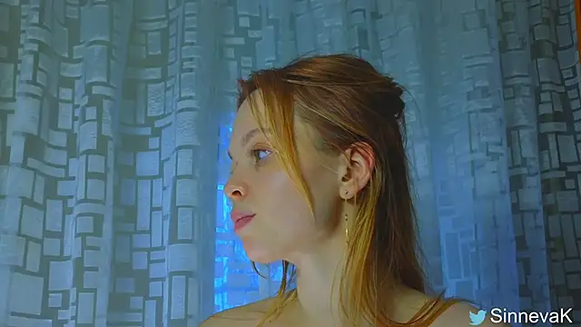 sinteas online show from 02/14/25, 09:03