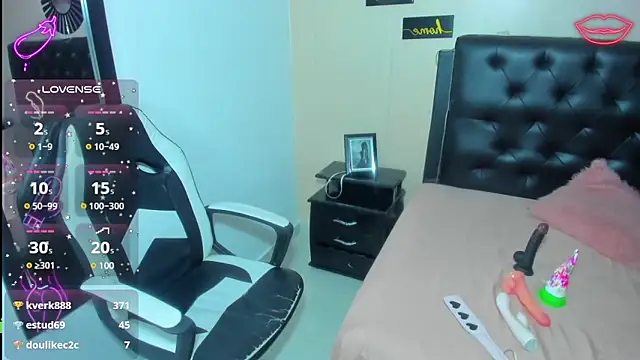 mila katts online show from 02/15/25, 06:44