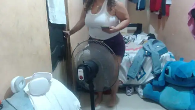 SEXY SENSUALSARA online show from 07/14/26, 06:29