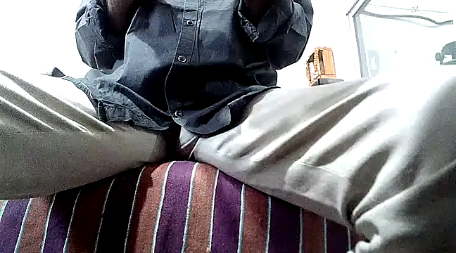 Snapshot of manan28 chatting on 12/26/24, 06:41 manan28 online show from 12/26/24, 06:41