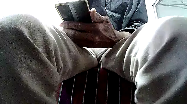 Snapshot of manan28 chatting on 12/27/24, 11:50 manan28 online show from 12/27/24, 11:50