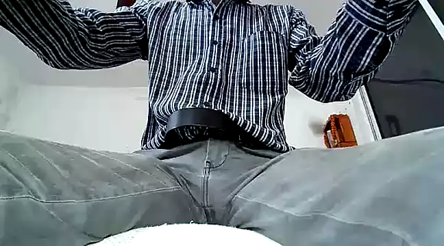 Snapshot of manan28 chatting on 01/17/25, 08:34 manan28 online show from 01/17/25, 08:34