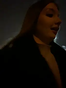 Snapshot of KrisMagnoly chatting on 12/26/24, 07:38 KrisMagnoly online show from 12/26/24, 07:38