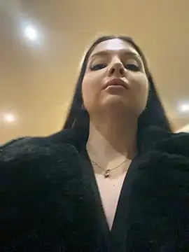 Snapshot of KrisMagnoly chatting on 12/29/24, 03:03 KrisMagnoly online show from 12/29/24, 03:03