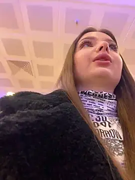 Snapshot of KrisMagnoly chatting on 01/08/25, 05:37 KrisMagnoly online show from 01/08/25, 05:37