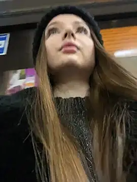 Snapshot of KrisMagnoly chatting on 01/12/25, 06:49 KrisMagnoly online show from 01/12/25, 06:49