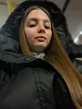 Snapshot of KrisMagnoly chatting on 01/13/25, 02:42 KrisMagnoly online show from 01/13/25, 02:42