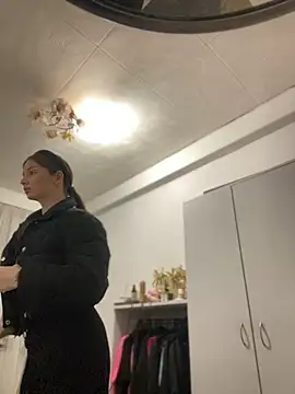 KrisMagnoly online show from 03/29/26, 05:46