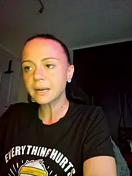 MrsBunnyBum online show from 04/09/26, 06:19