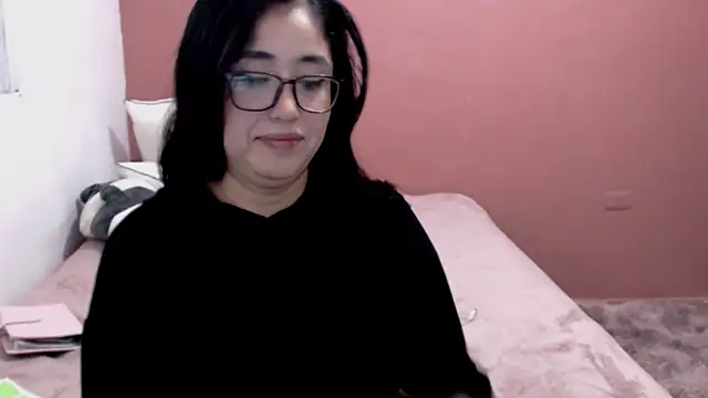 YummymeowW online show from 01/16/25, 03:34