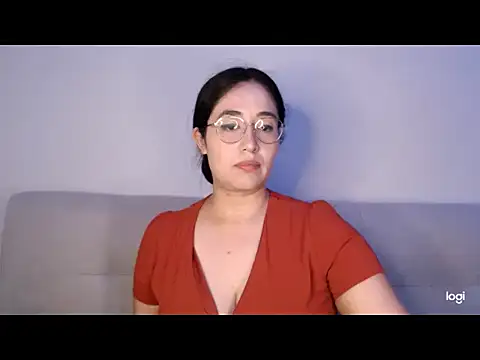 YummymeowW online show from 07/05/26, 01:01