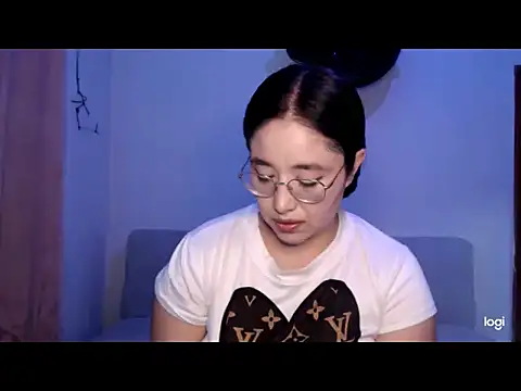 YummymeowW online show from 07/12/26, 01:29