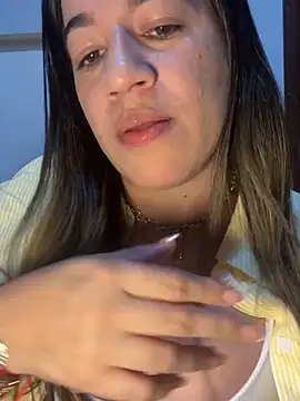 Antonellachic73 online show from 10/11/25, 12:43